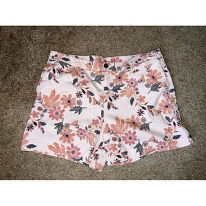 New Style & Co. Women Mid Rise Shorts, Floral Pink Printed, Size 18